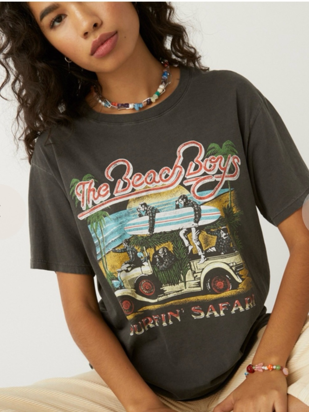 Daydreamer Beach Boys Surfin’ Safari Boyfriend Tee in Vintage Black - Picture 6 of 9